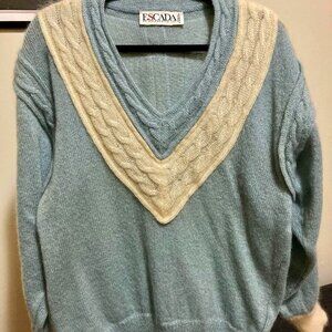 Vintage Escada light blue & whie/ivory preppy mohair oversized sweater - size 36